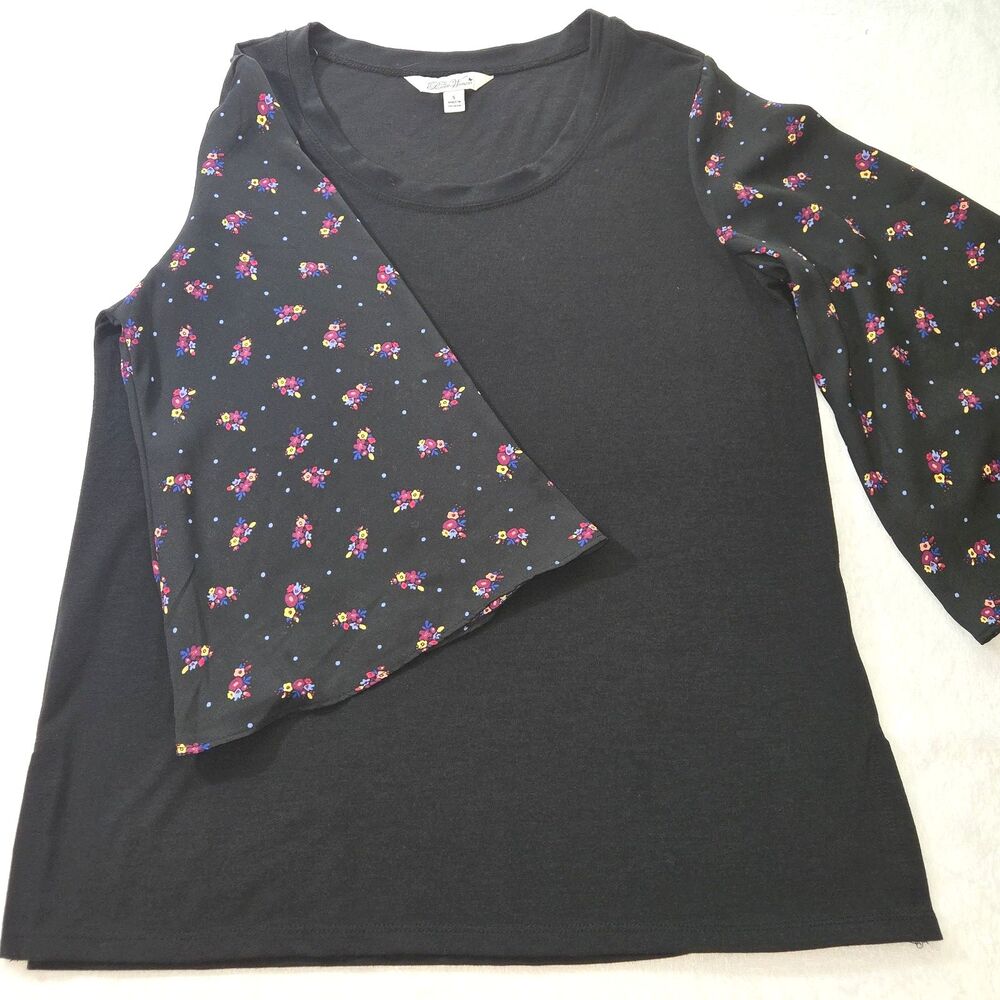 The Pioneer Woman Top Size S Black 3/4 bell sleeve floral Blouse Stretch